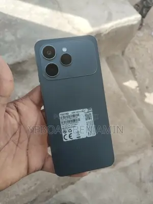 Tecno Spark 40 128 GB Black