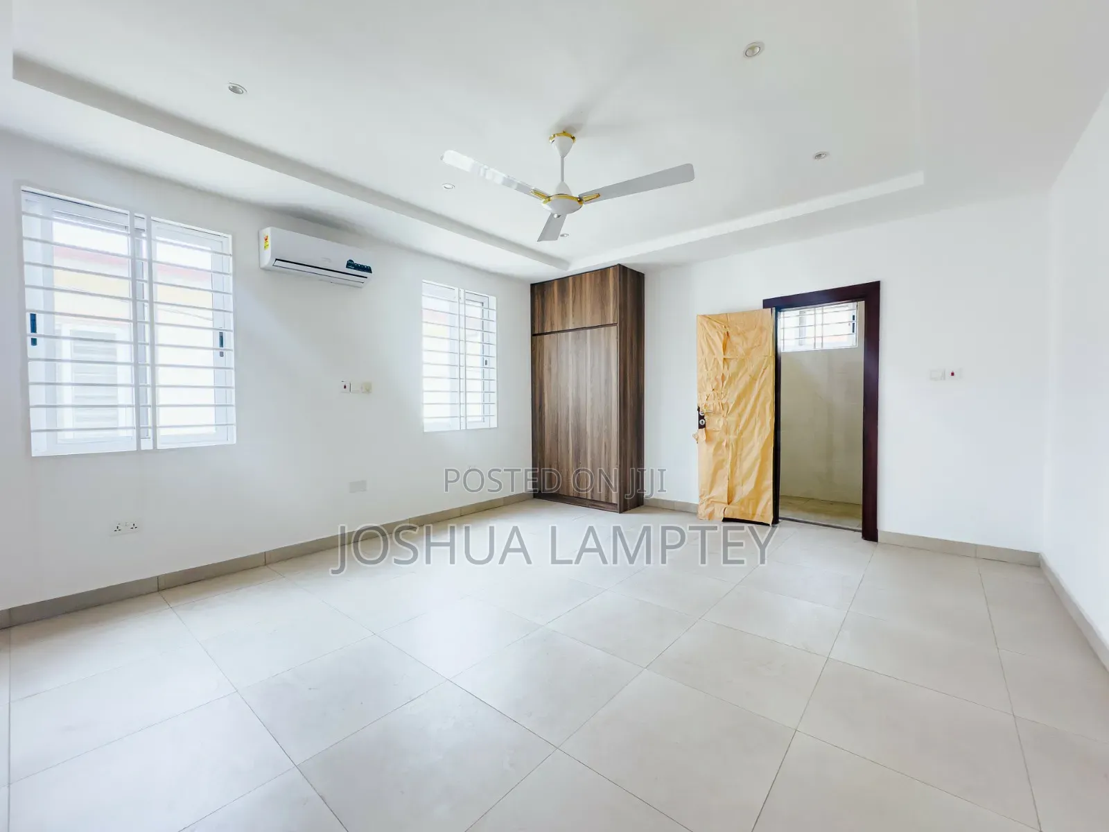 3bdrm Townhouse / Terrace in Achimota Mall Estate for rent