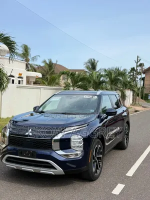 Mitsubishi Outlander SE 2022 Blue