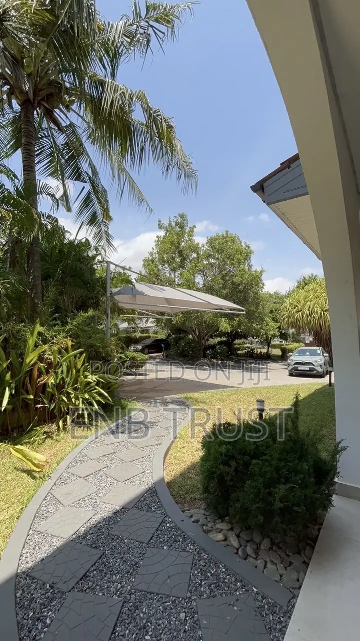 Furnished 4bdrm Townhouse / Terrace in Cantonments, US Embassy Area