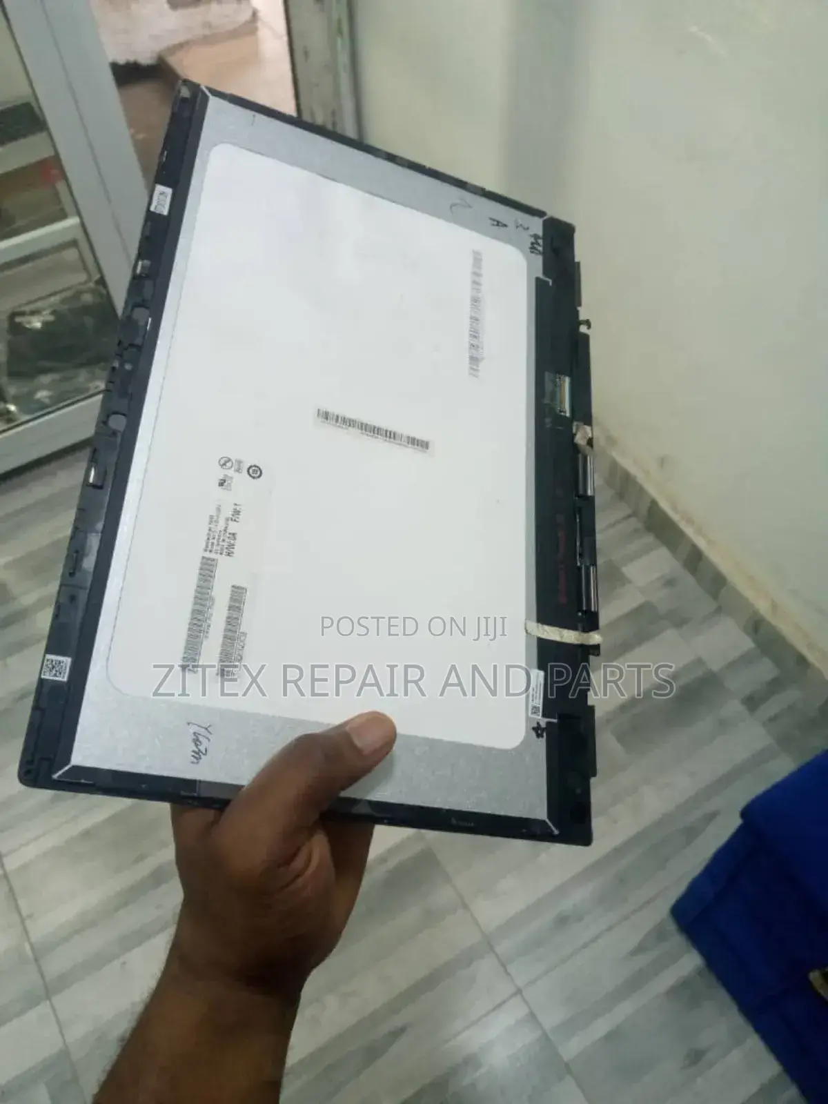 Laptop Screen Fixing