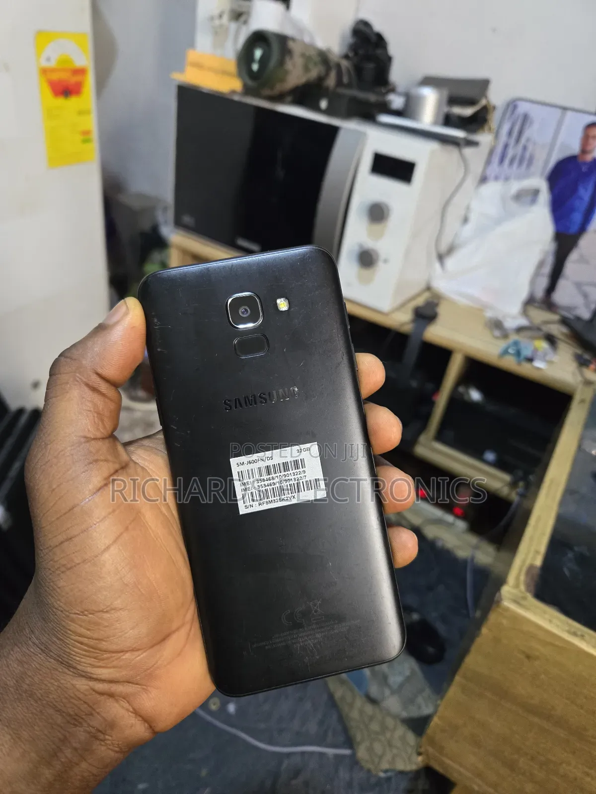 Samsung Galaxy J6 32 GB Black