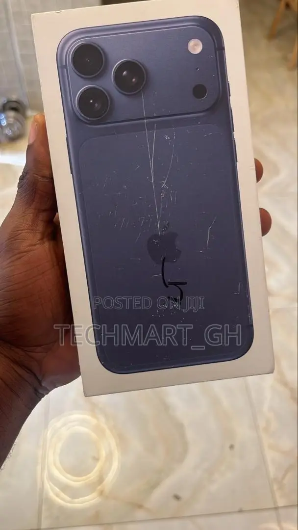 New Apple iPhone 17 Pro Max 256 GB Blue