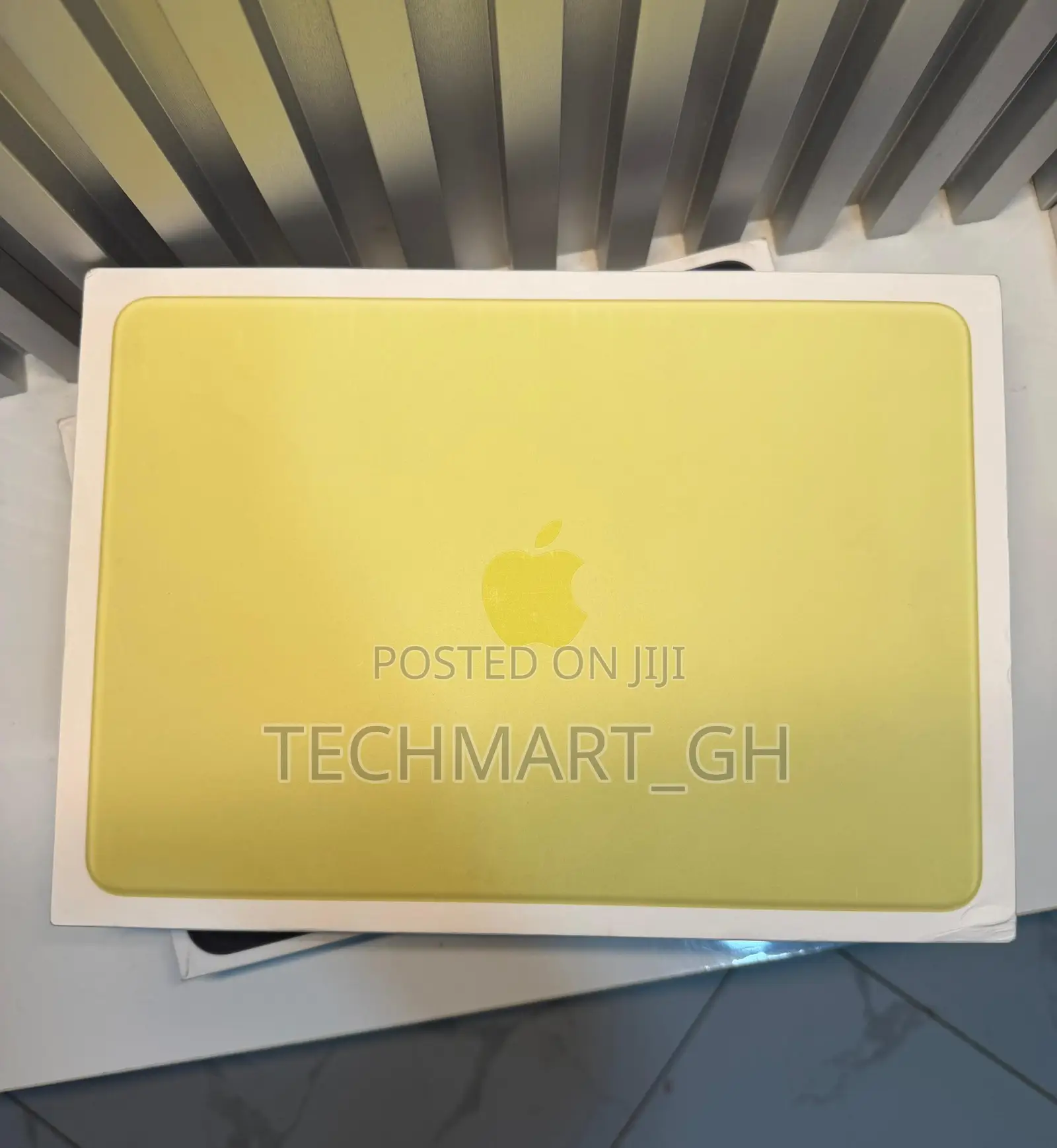 New Laptop Apple MacBook 8GB SSD 256GB