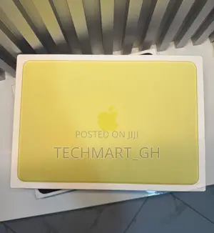 New Laptop Apple MacBook 8GB SSD 256GB