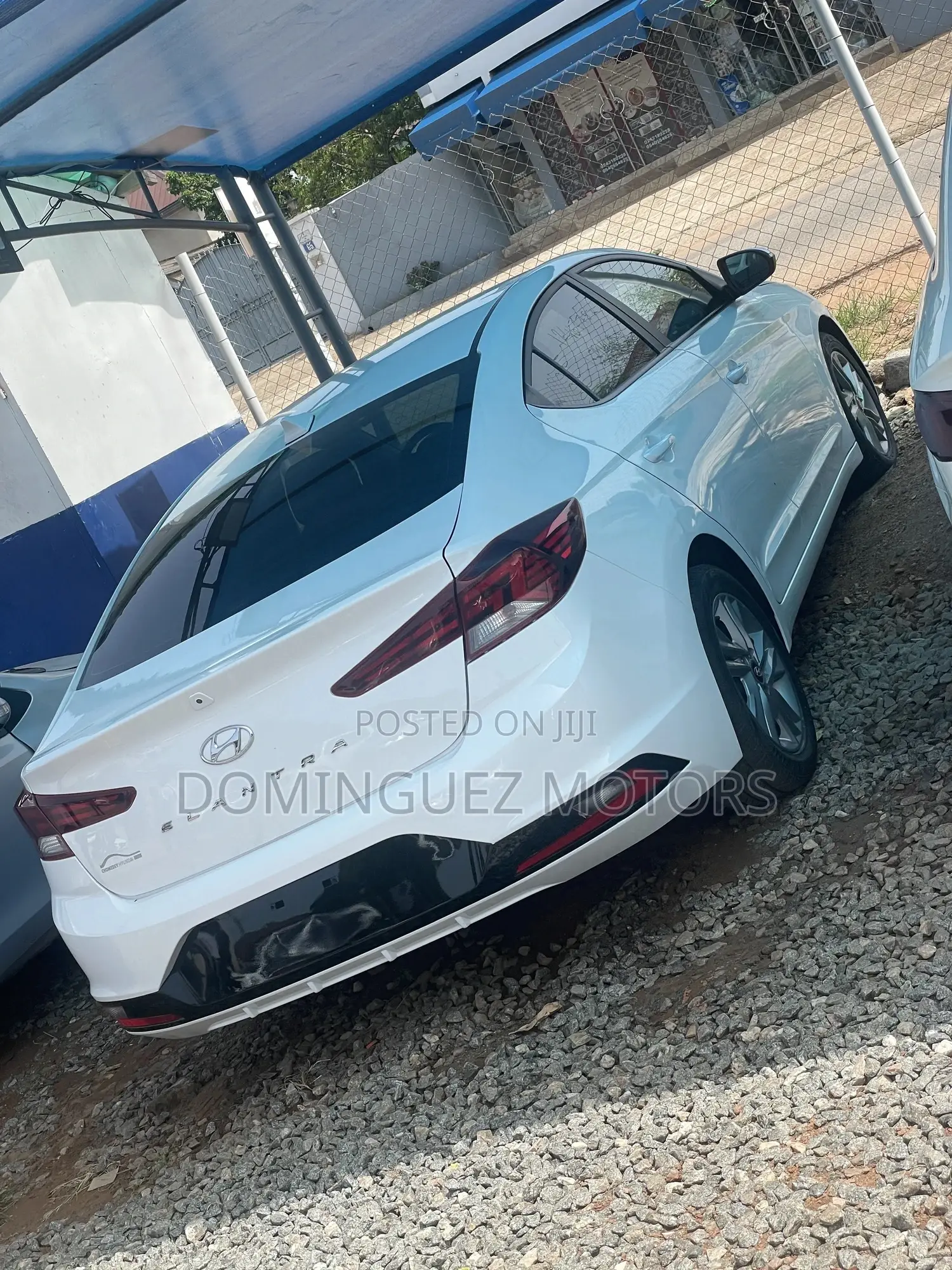 Hyundai Elantra 2019 White