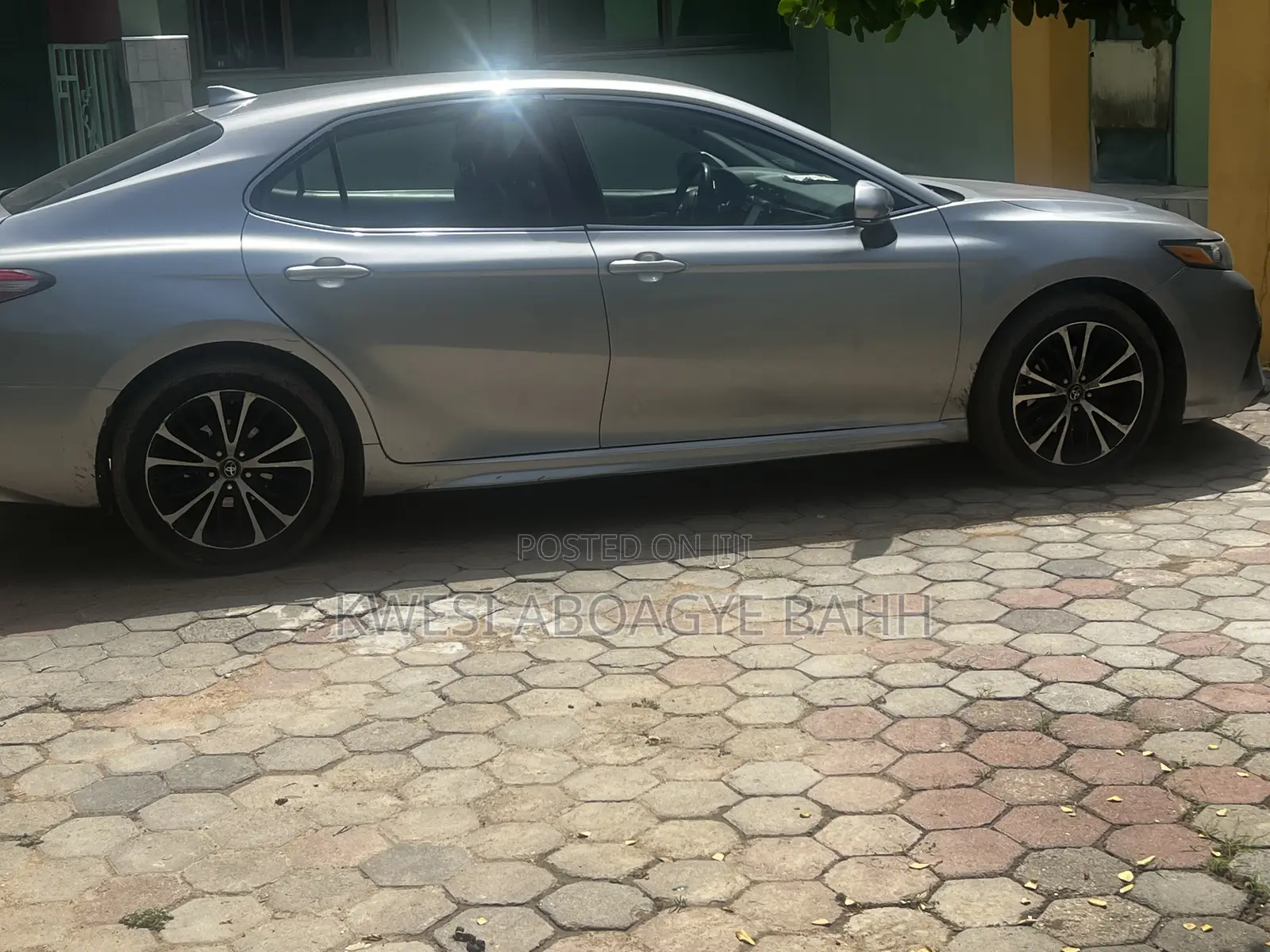 Toyota Camry SE (2.5L 4cyl 8A) 2019 Silver