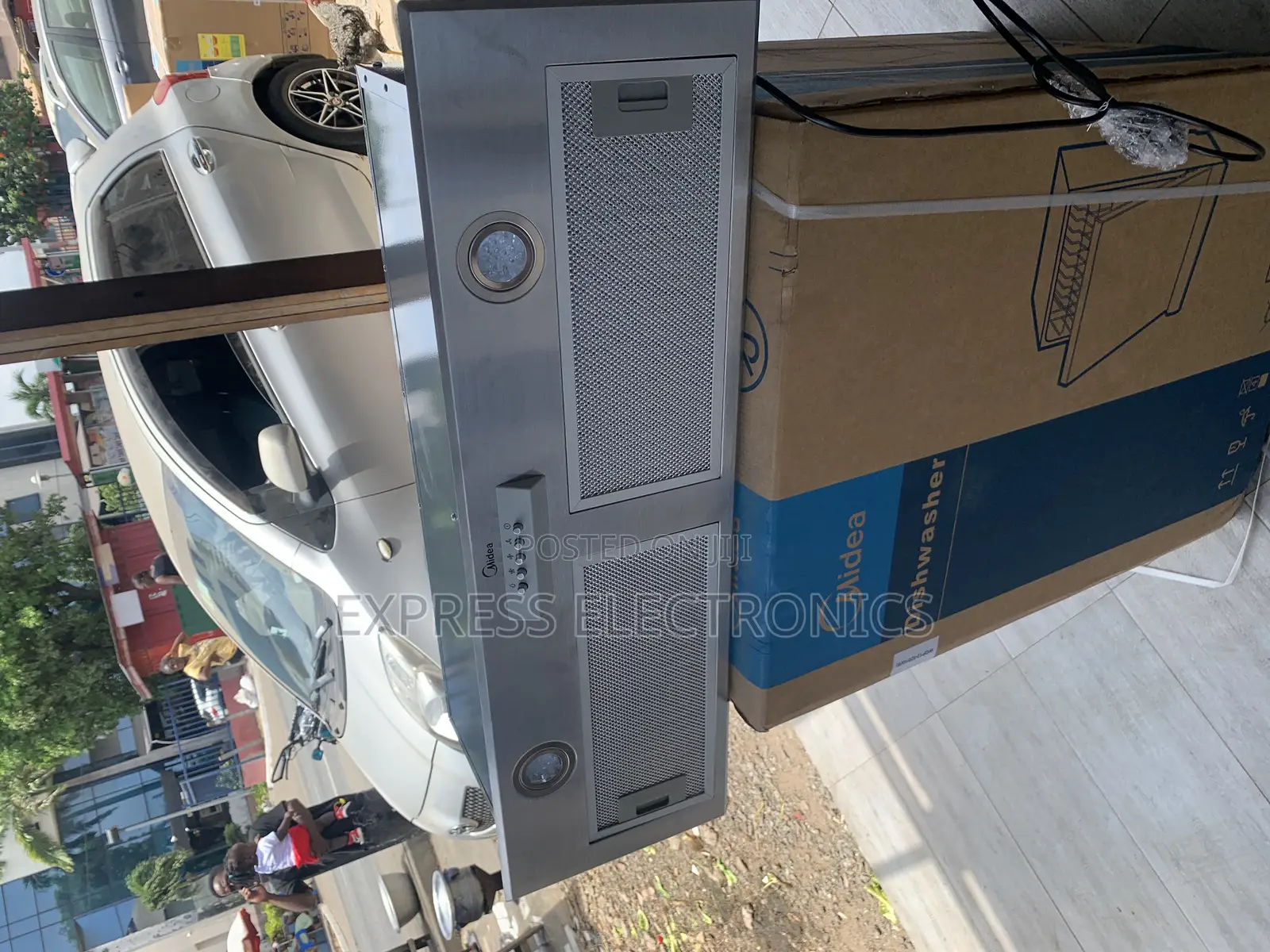 Less Expensive Built in Midea 90m21-S Heat Extractor