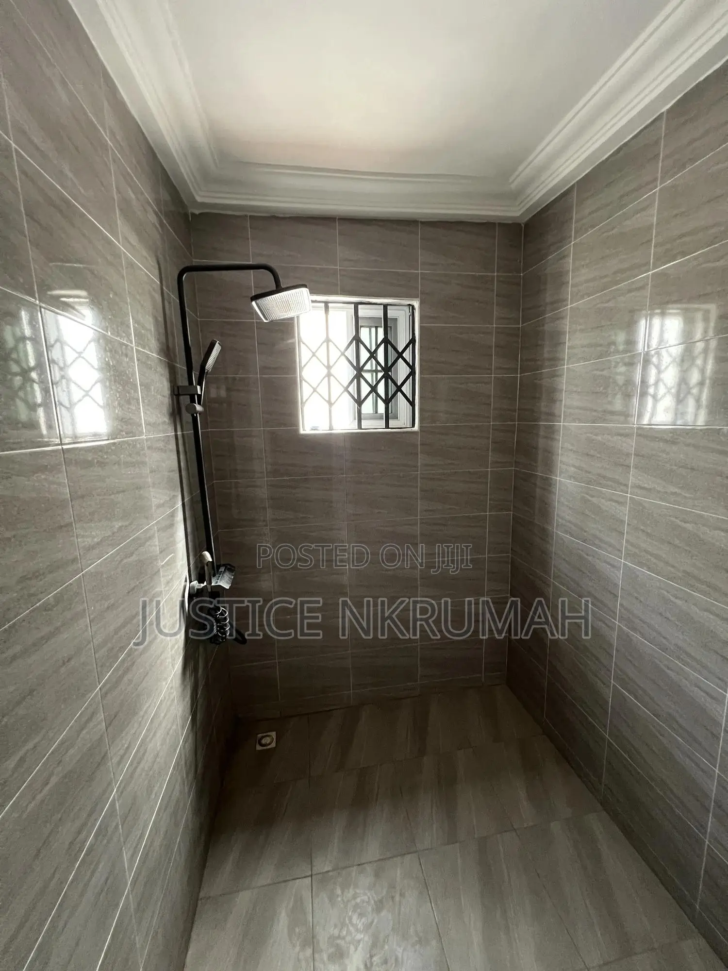 2bdrm Apartment in Mr Justice Estate, Top Base for rent