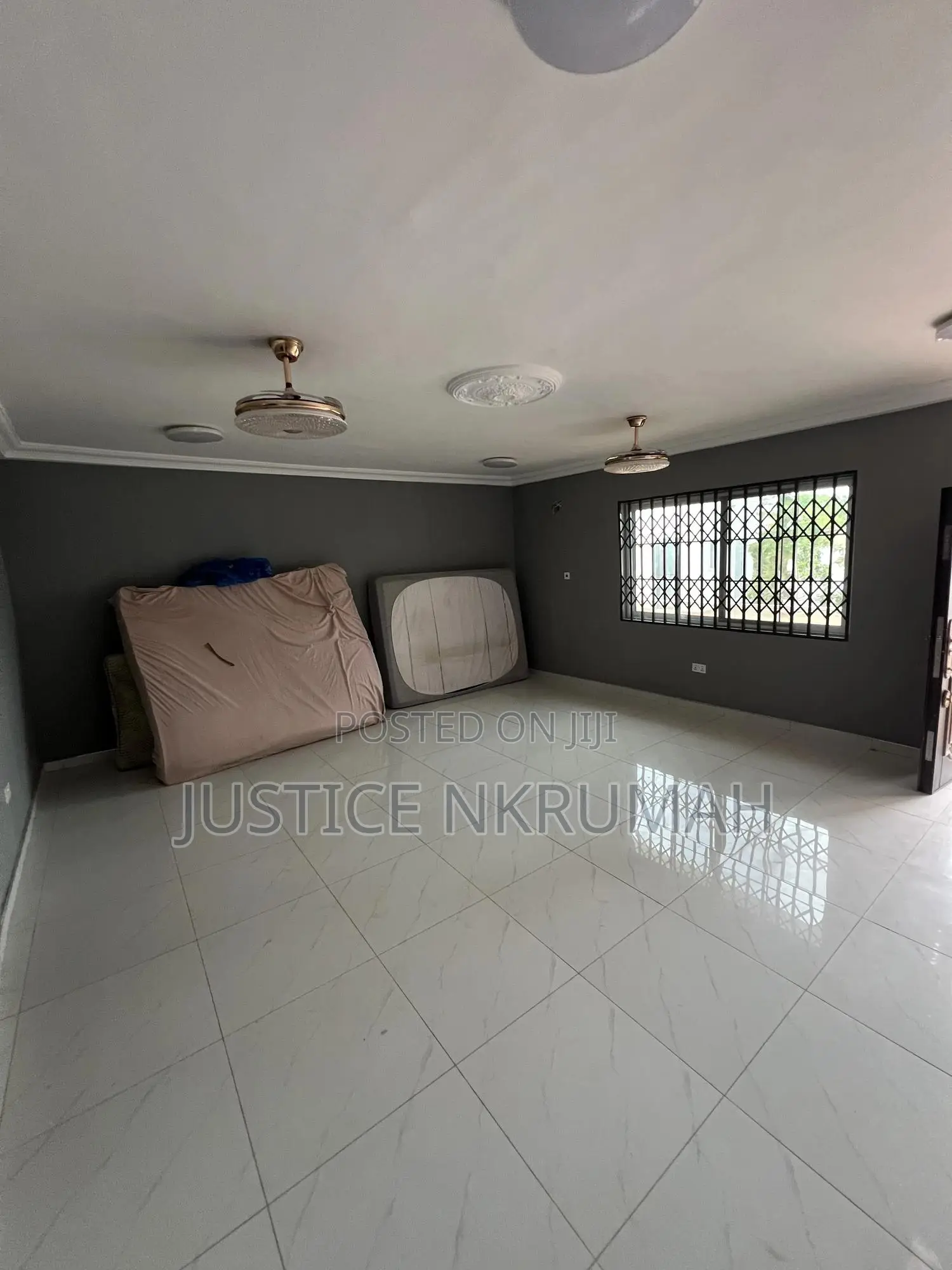 2bdrm Apartment in Mr Justice Estate, Top Base for rent
