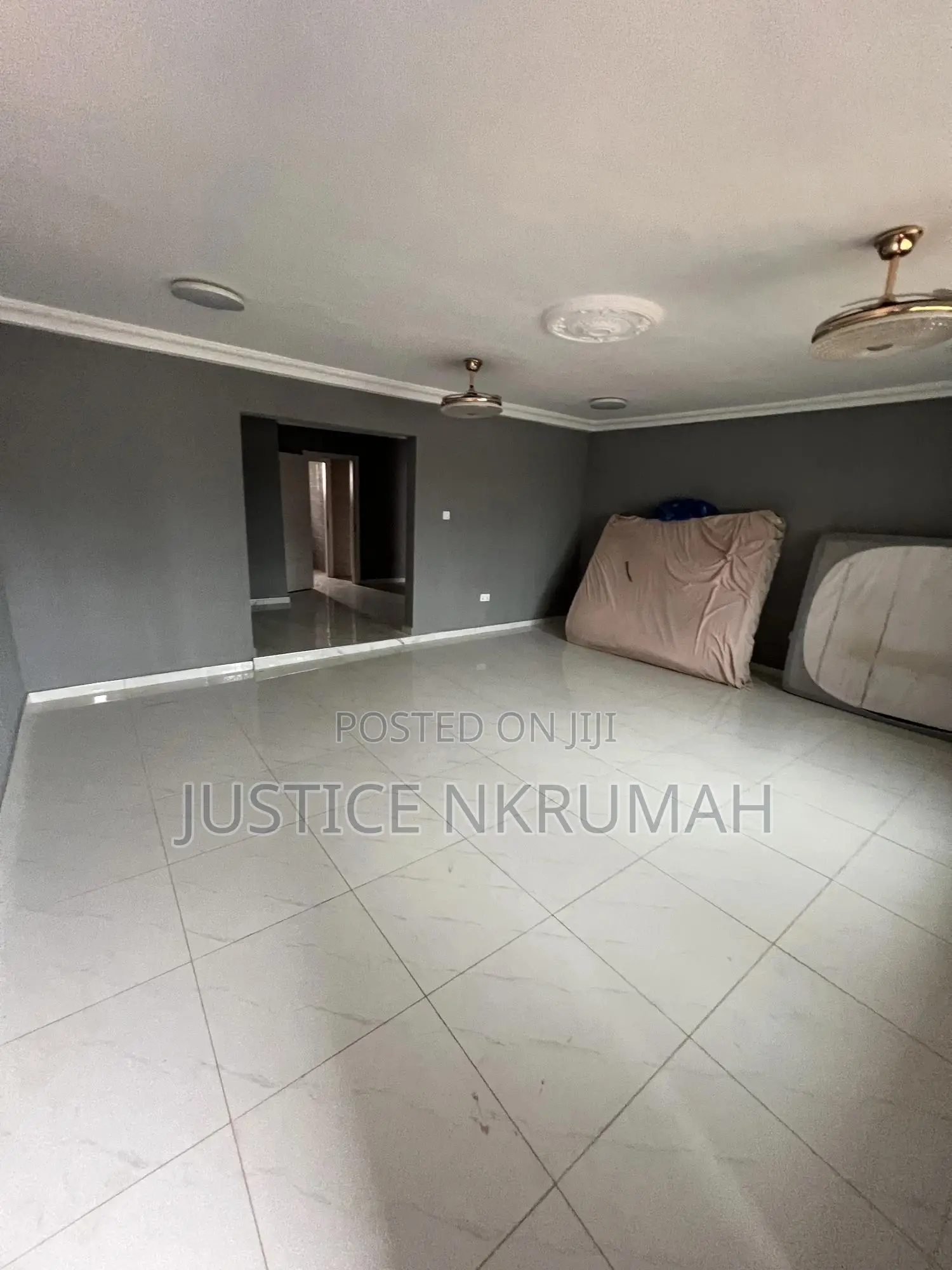2bdrm Apartment in Mr Justice Estate, Top Base for rent