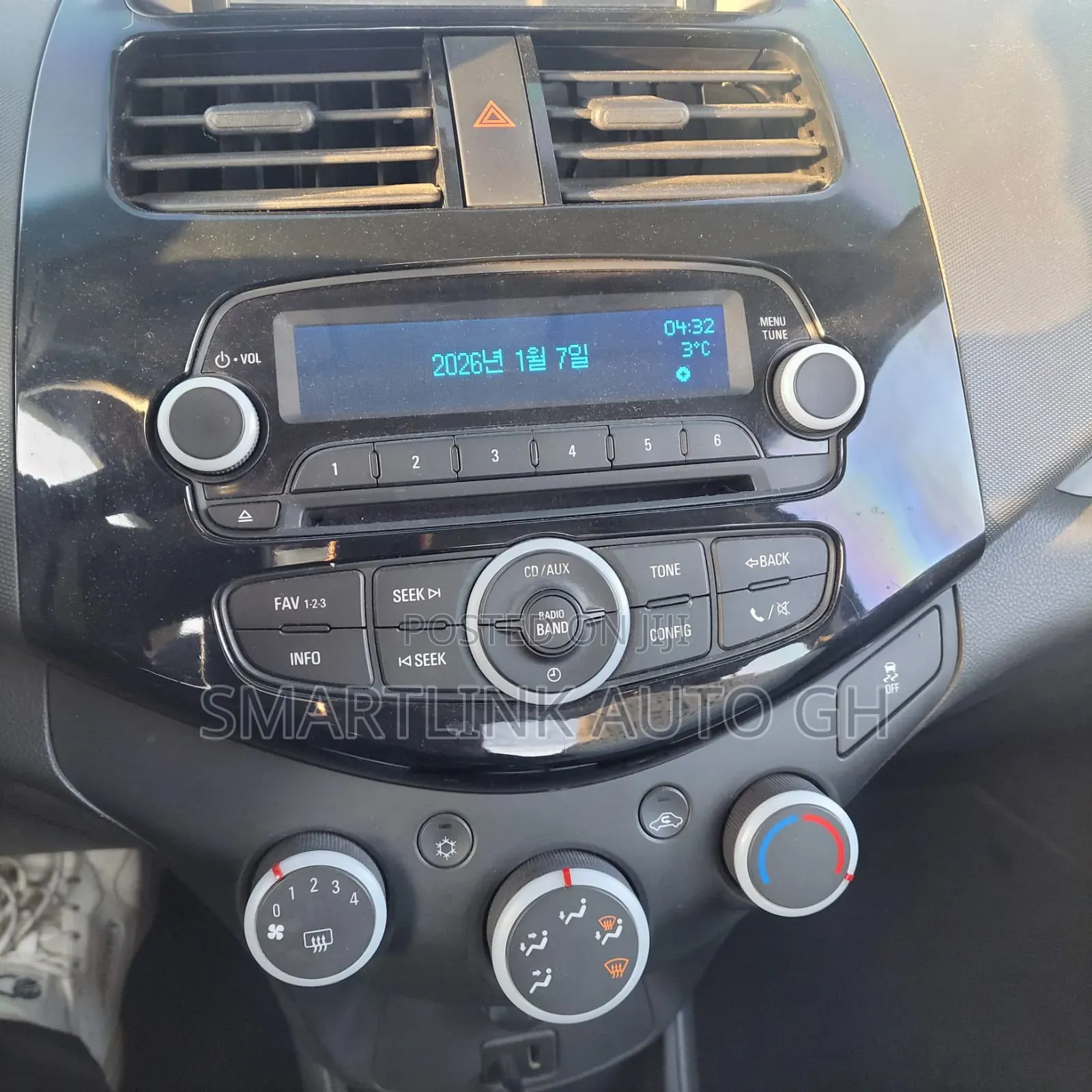 Chevrolet Spark 1LT 4dr Hatchback (1.2L 4cyl 5M) 2015 Purple
