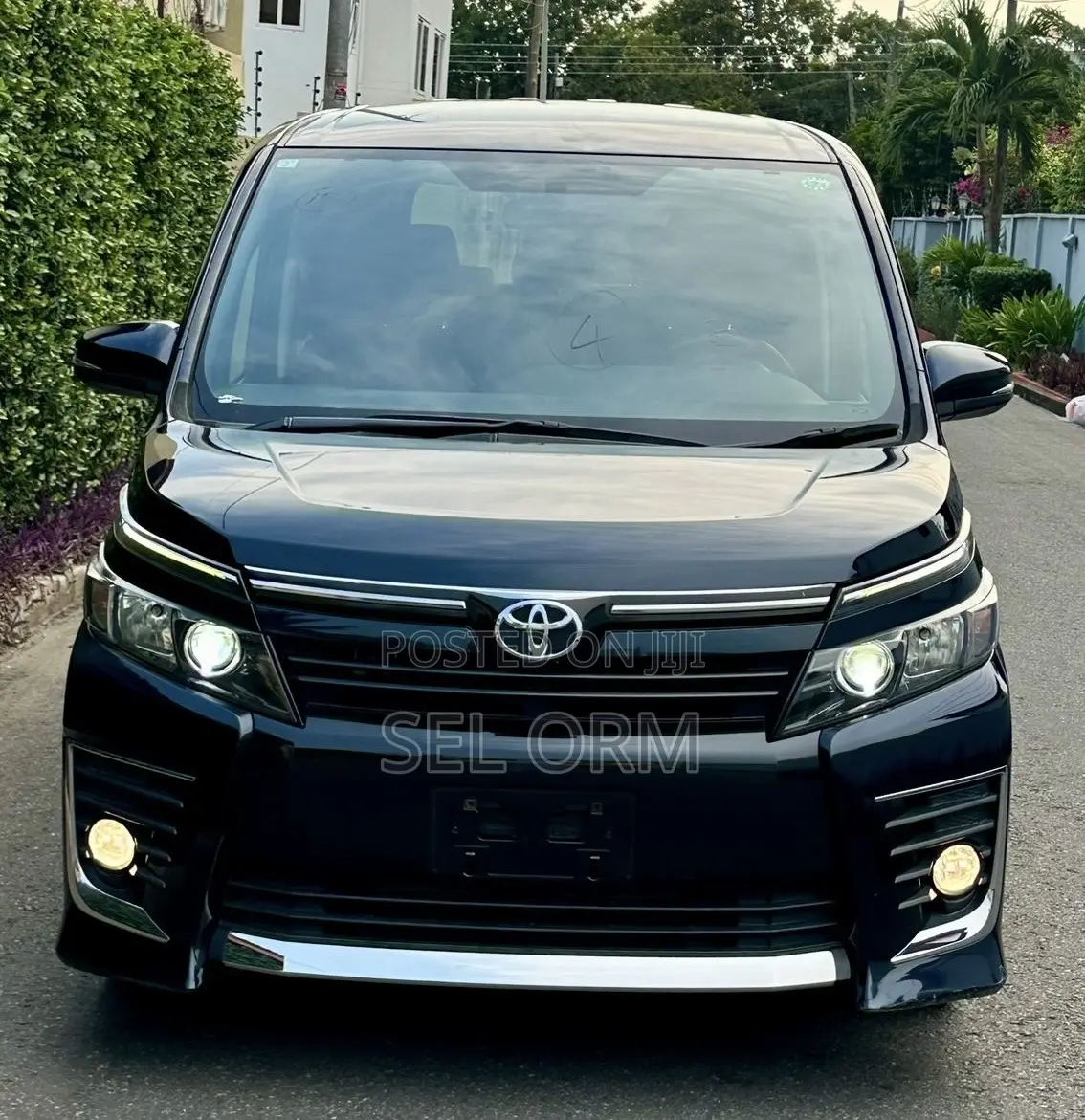 Toyota Voxy 2015 Black