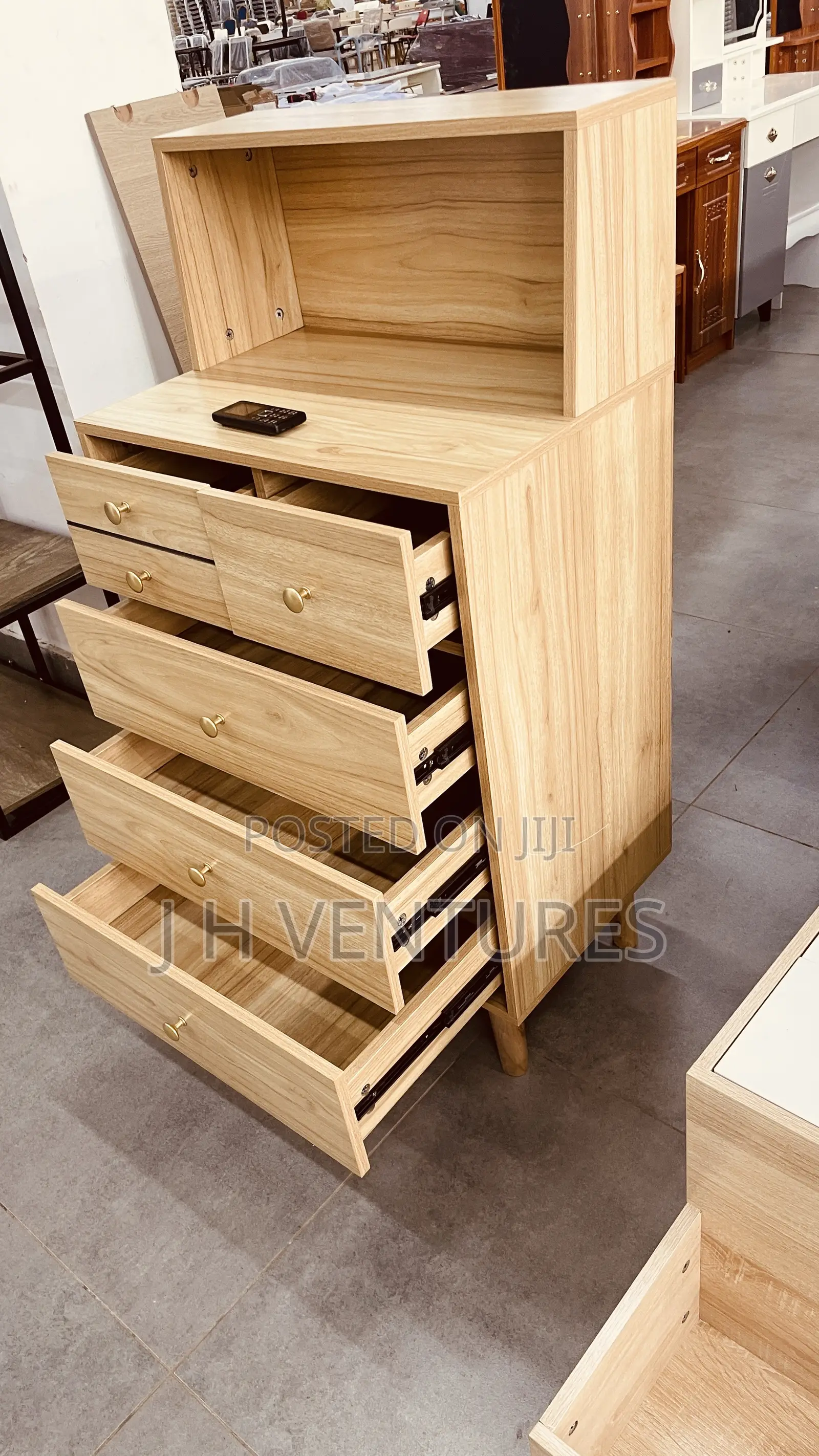 Chest of Drawers