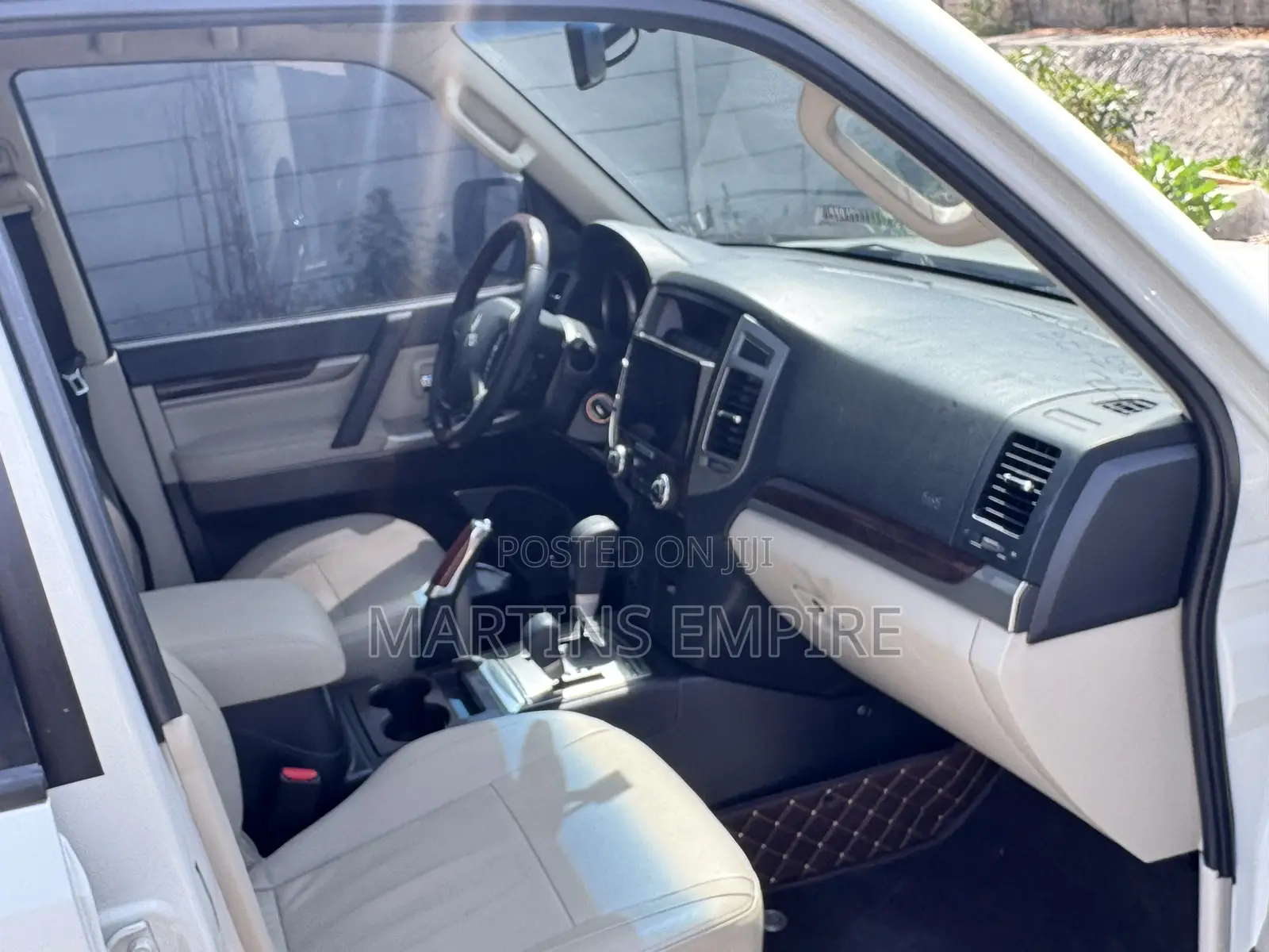 Mitsubishi Pajero V90 3.8 V6 GLS/GLX 2019 White