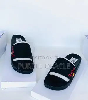 Sleek Water Resistance Slides for Men