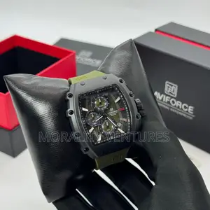 Naviforce Nf8070 Analog Watch