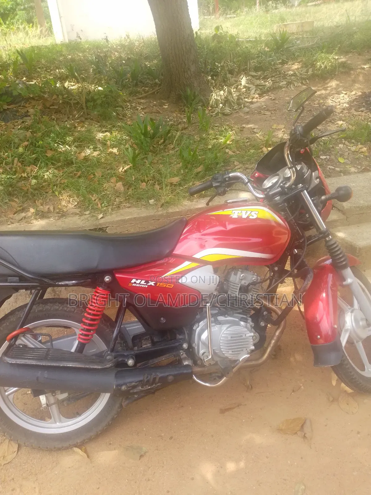 TVS HLX 125 2024 Red