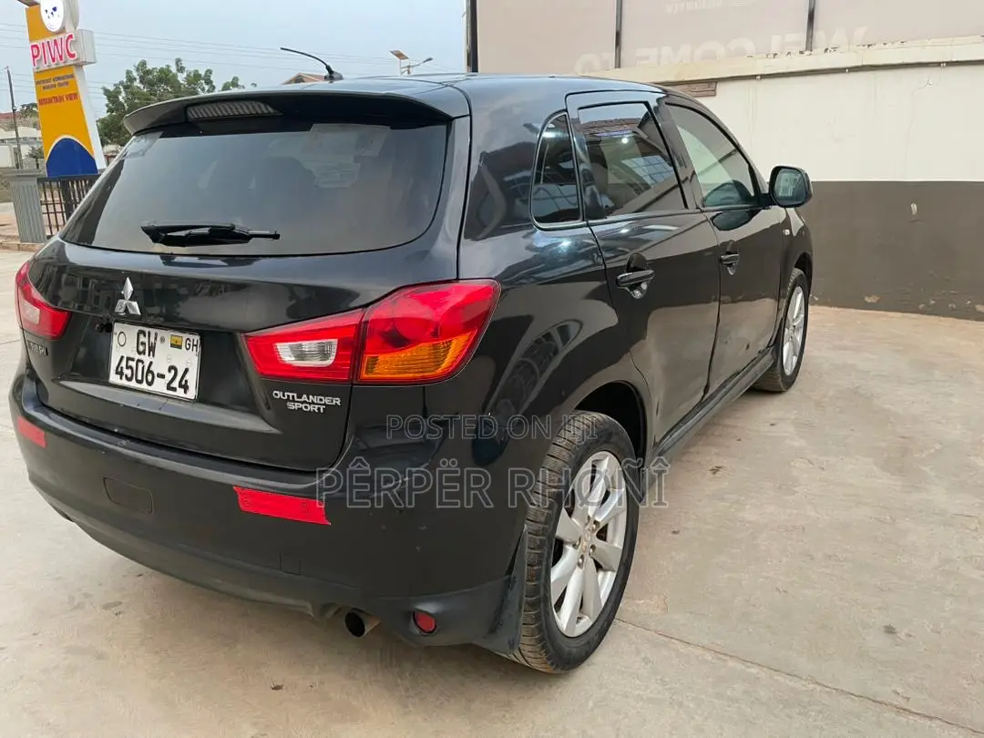 Mitsubishi Outlander 2018 Black