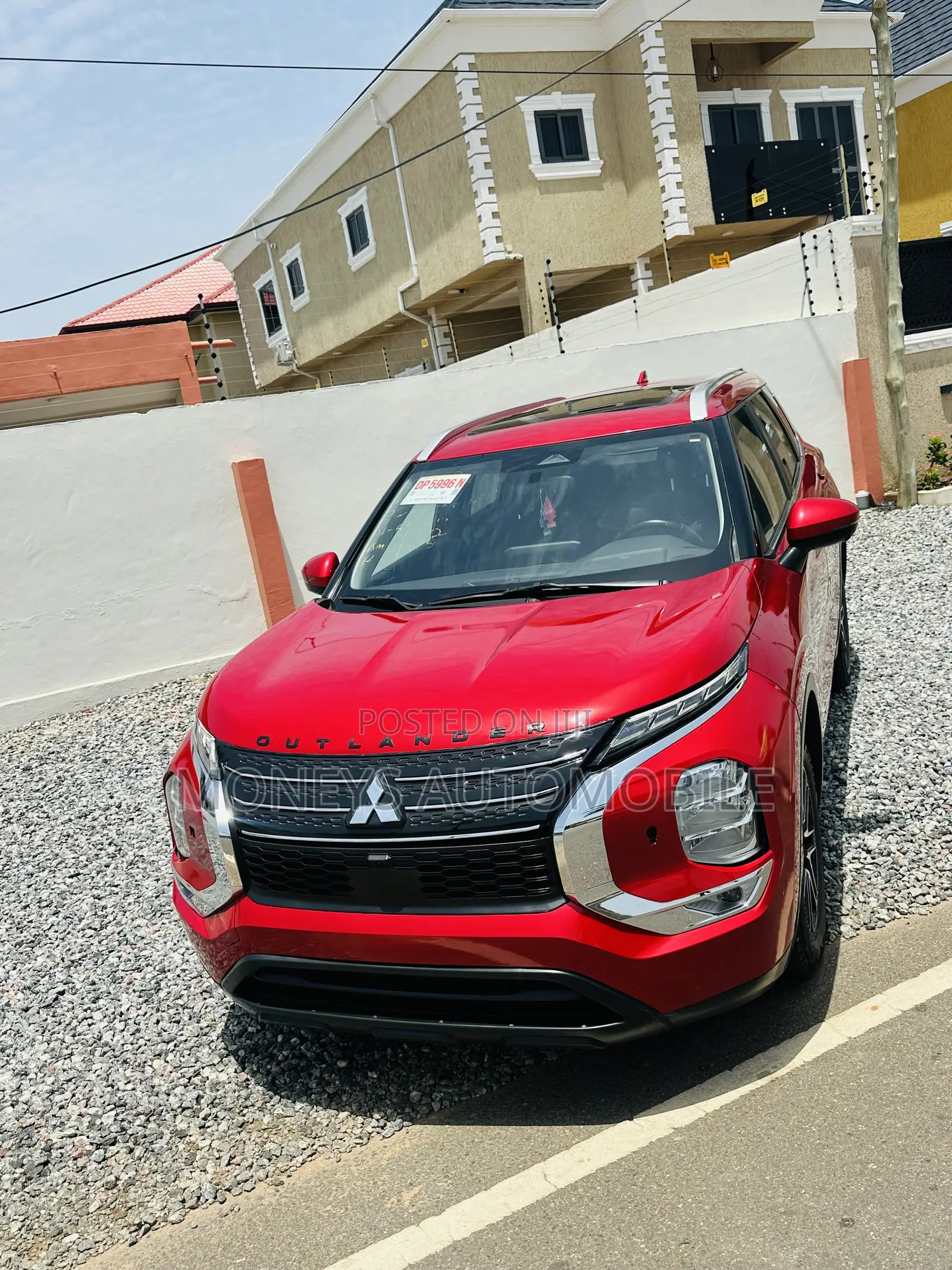 Mitsubishi Outlander 2024 Red