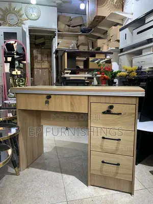 Office Desk/Table