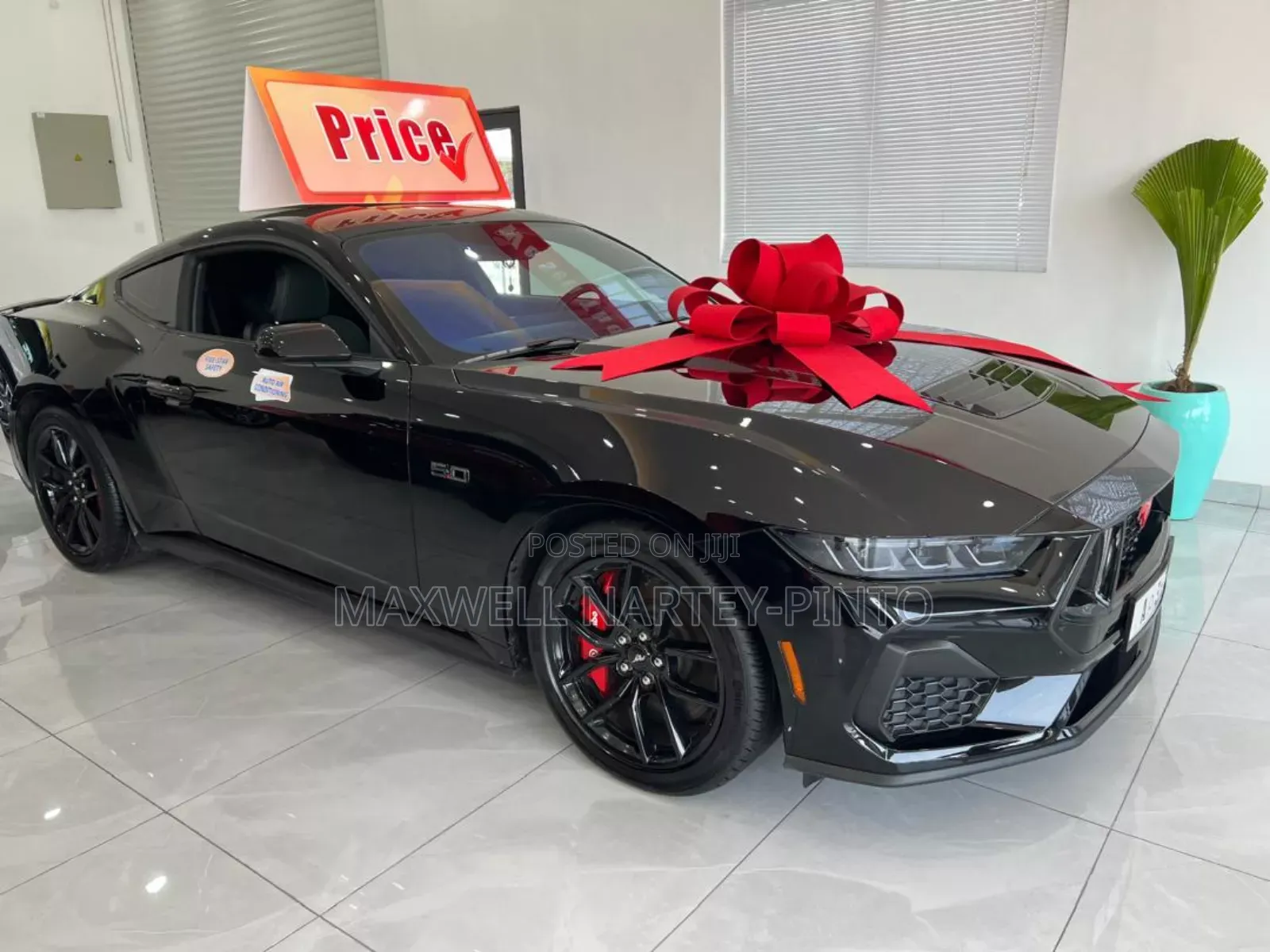 Ford Mustang 2024 Black