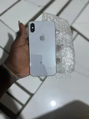Apple iPhone X 64 GB White