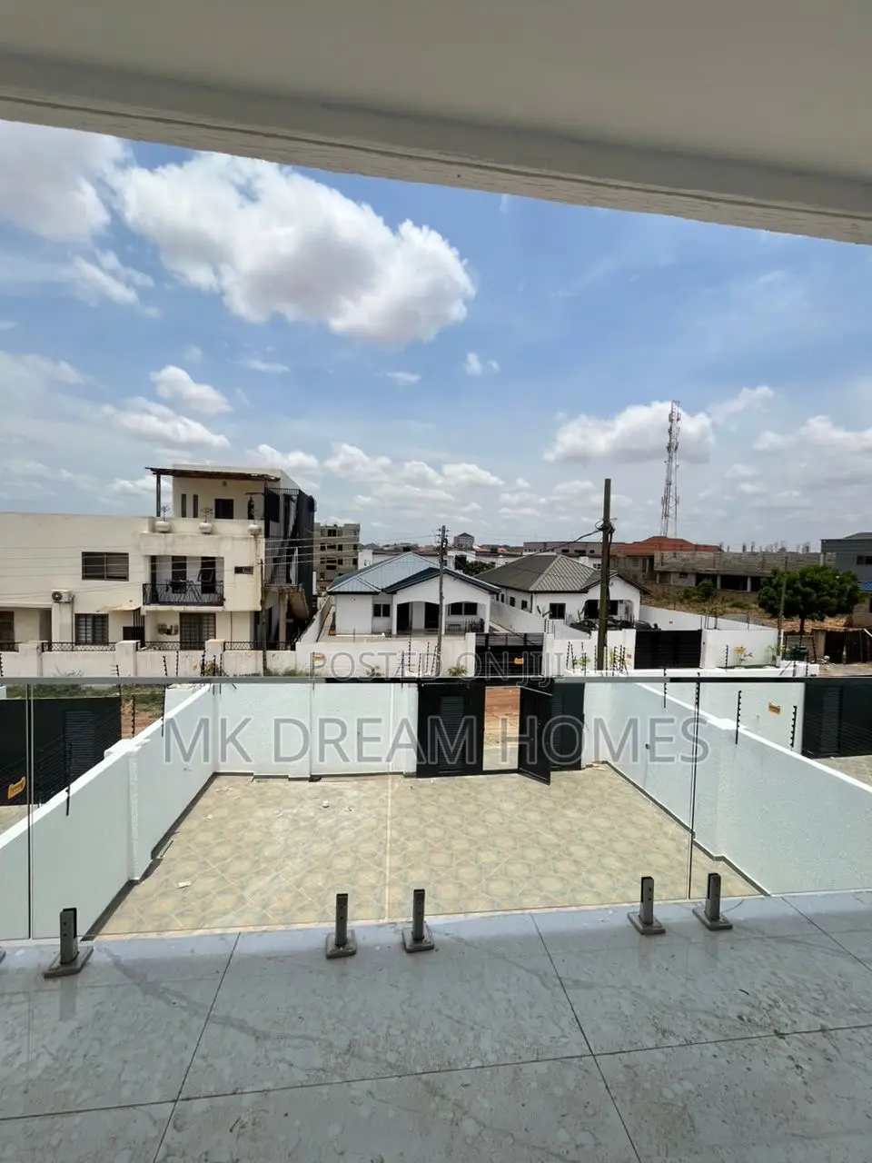 4bdrm House in Lake Side Estate for sale