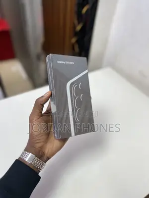 New Samsung Galaxy S26 Ultra 5G 256 GB Silver