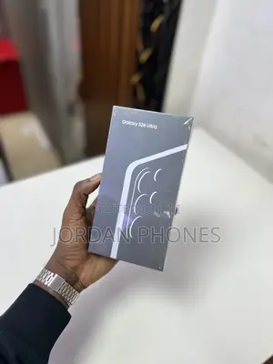 New Samsung Galaxy S26 Ultra 5G 256 GB Silver