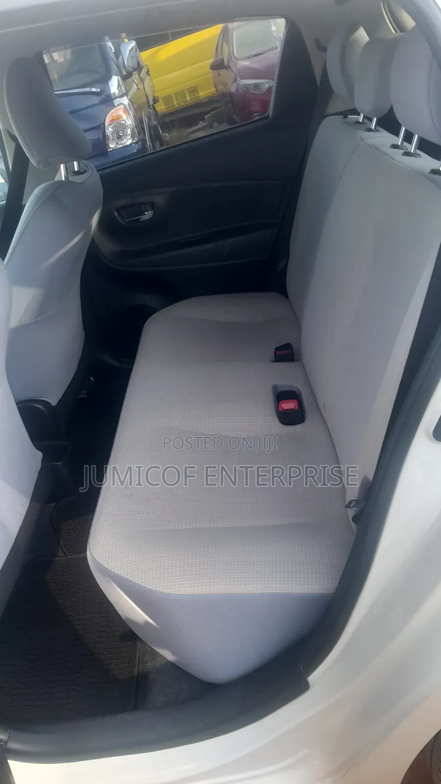 Toyota Vitz 2015 Pearl
