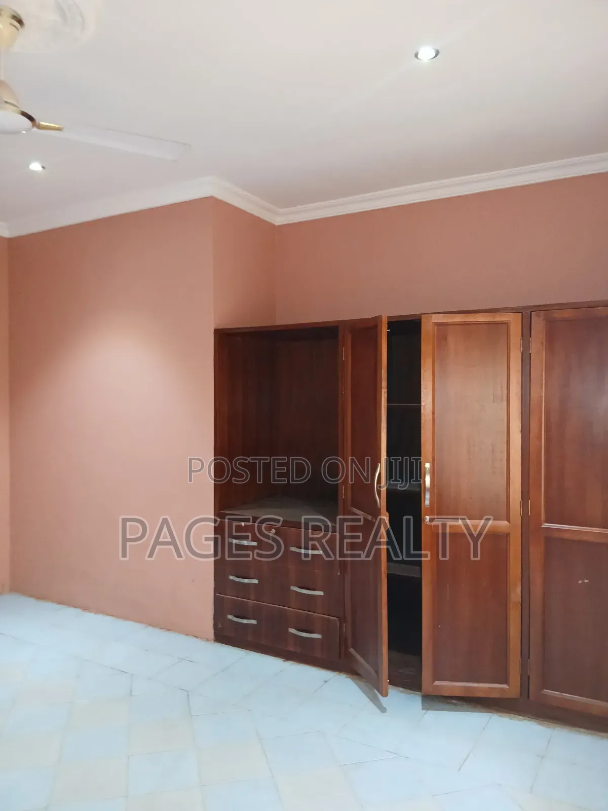 5bdrm House in Pillar 2 for rent