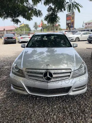 Mercedes-Benz C180 2013 Silver