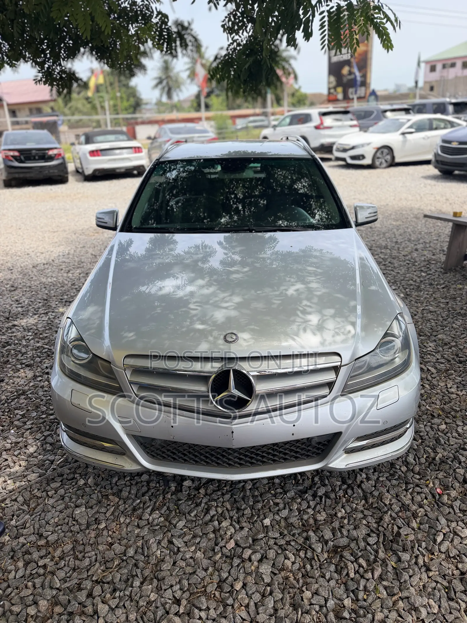 Mercedes-Benz C180 2013 Silver