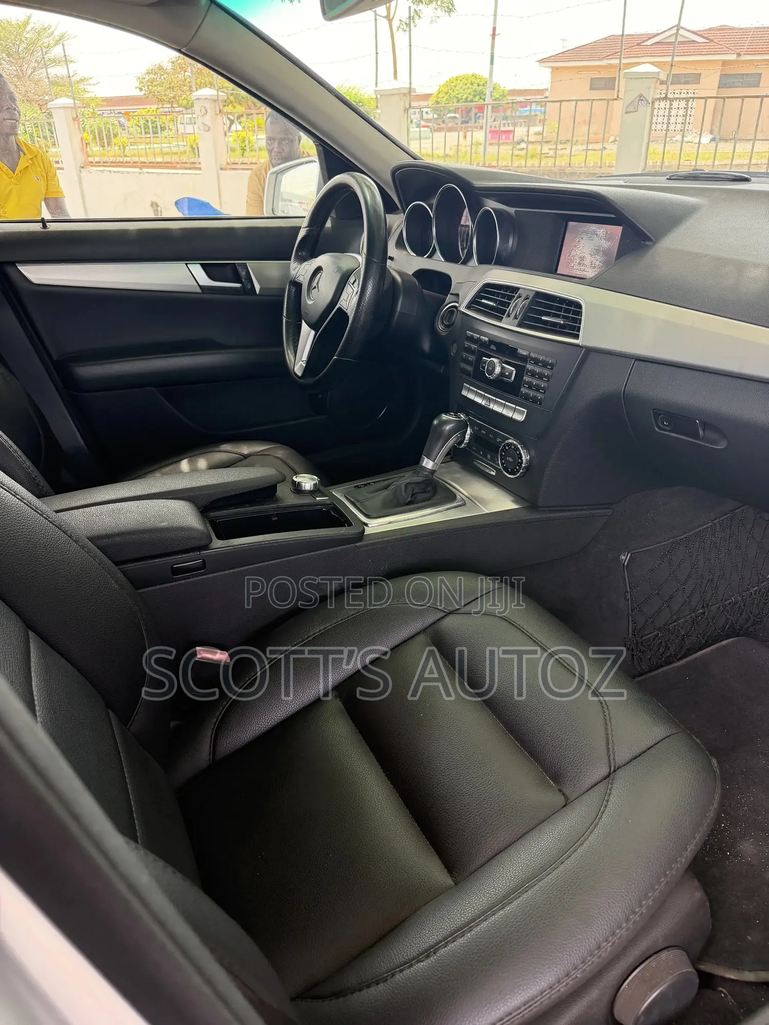 Mercedes-Benz C180 2013 Silver