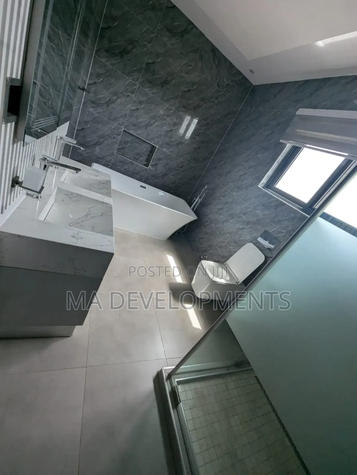 Furnished 6bdrm Townhouse / Terrace in Airport Residential for rent