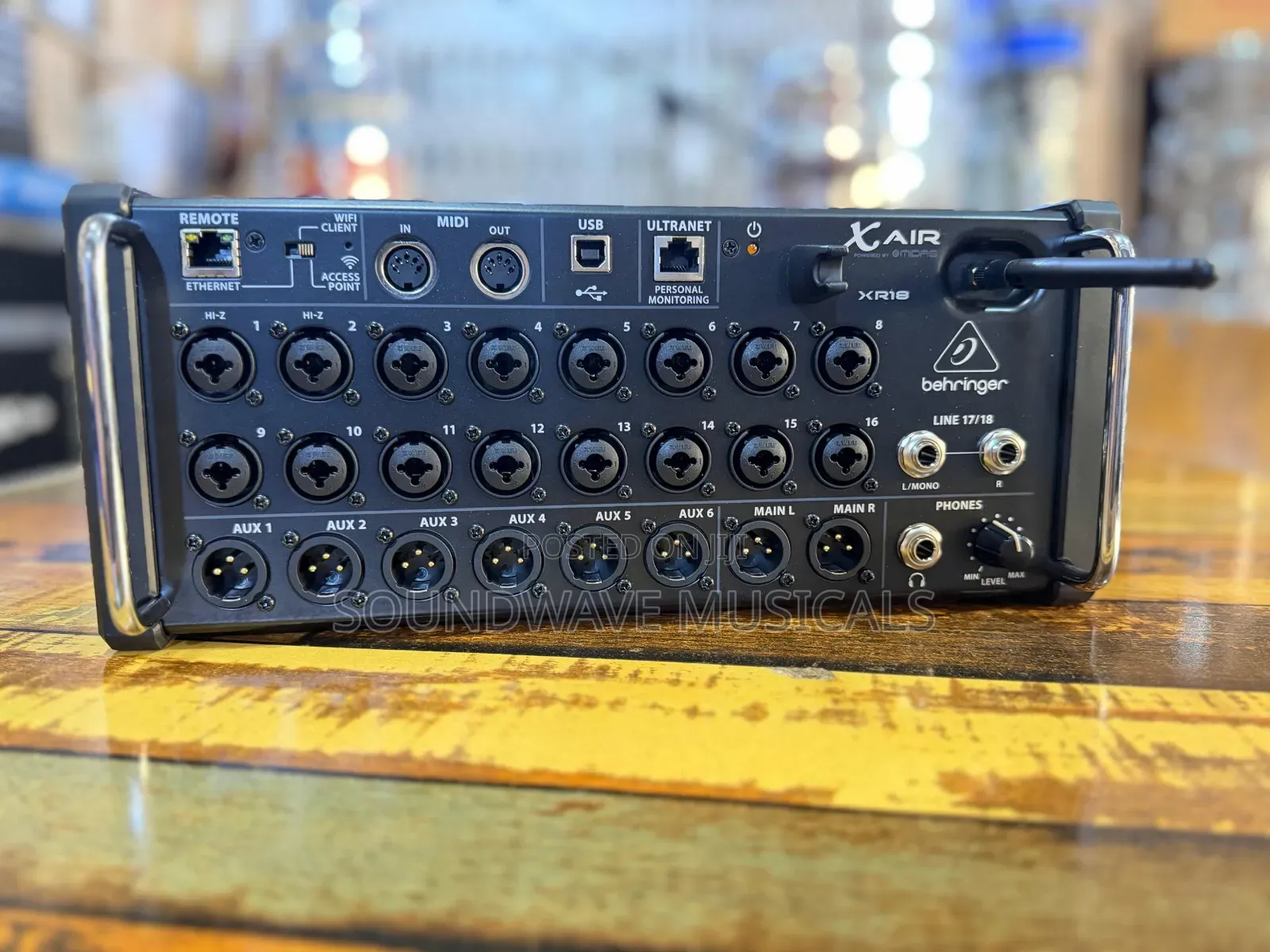 Xr 18 Stage Box