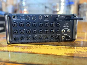 Xr 18 Stage Box