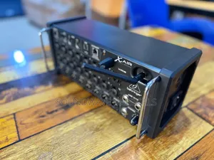 Xr 18 Stage Box