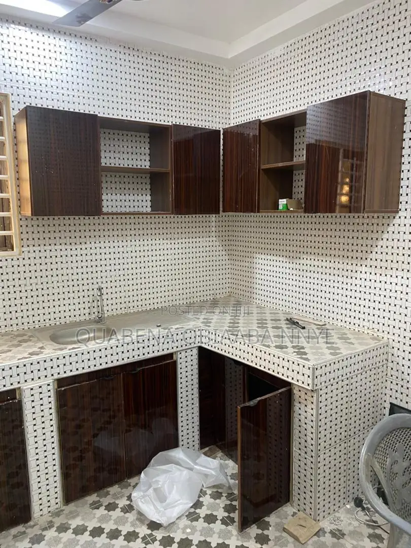 1bdrm Apartment in Lakeside Estate for rent