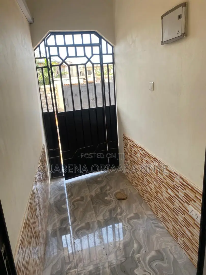 1bdrm Apartment in Lakeside Estate for rent