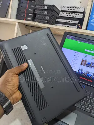 Laptop Dell Latitude 3420 16GB Intel Core i5 SSD 256GB
