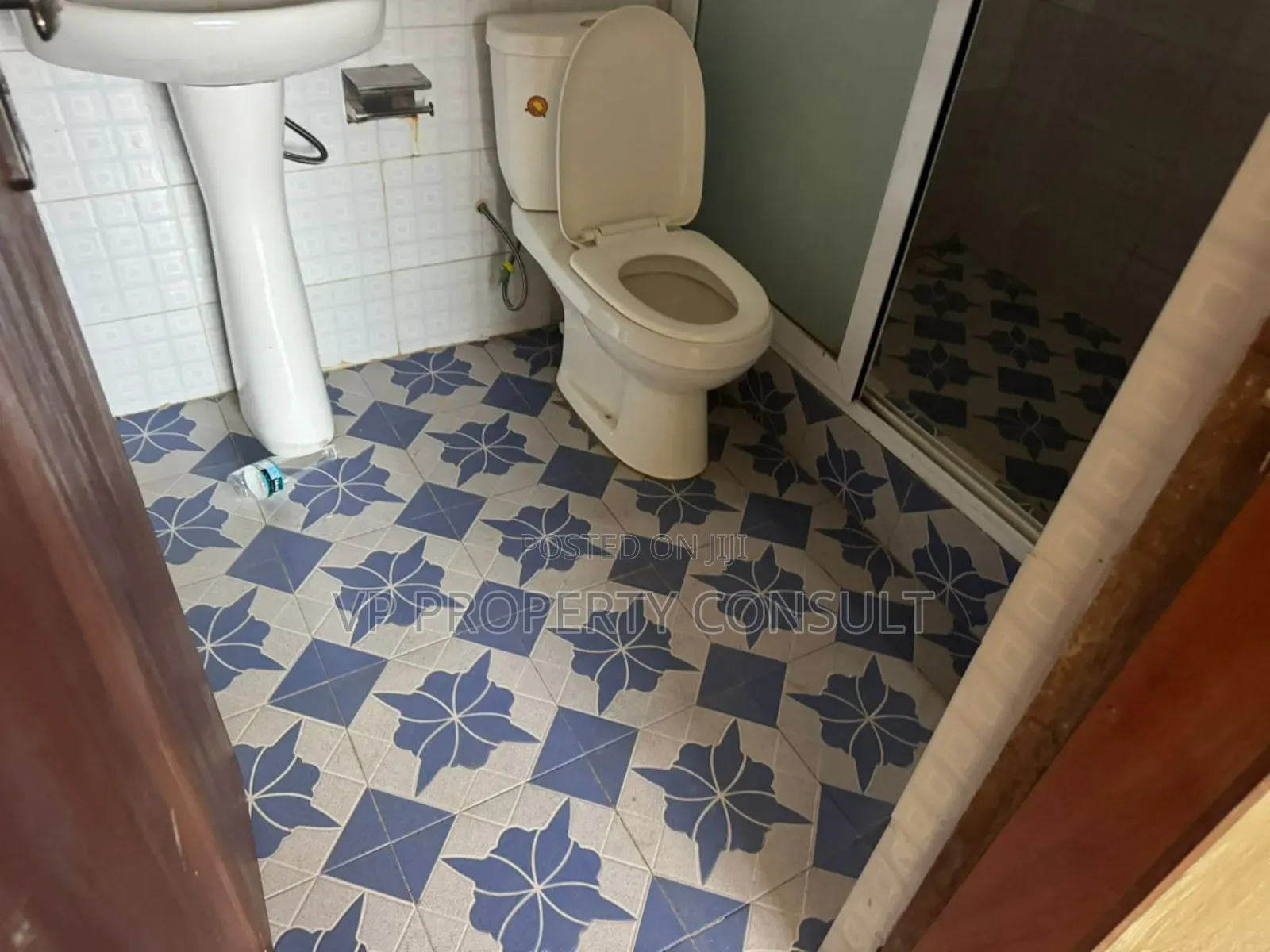 2bdrm Apartment in Ola Achool Area for rent