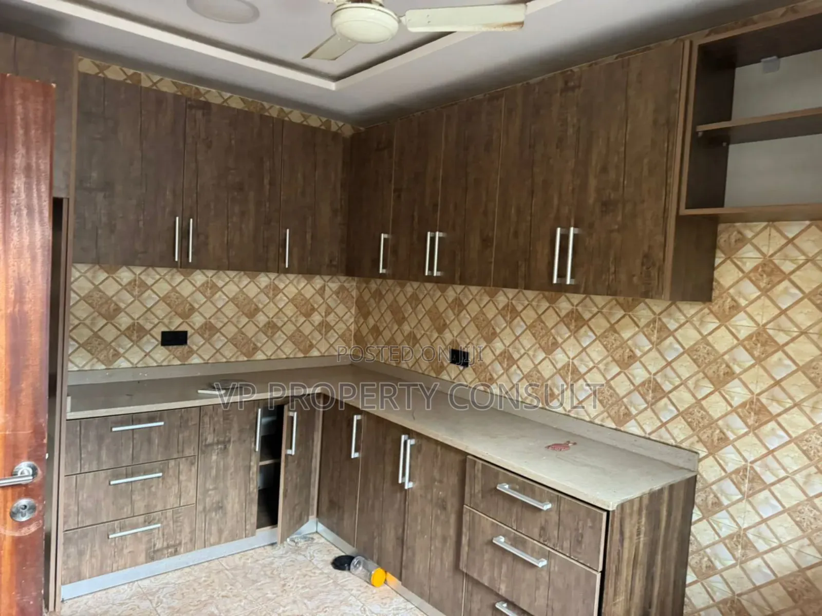 2bdrm Apartment in Ola Achool Area for rent