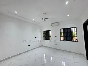 5bdrm House in Adenta Housing for sale