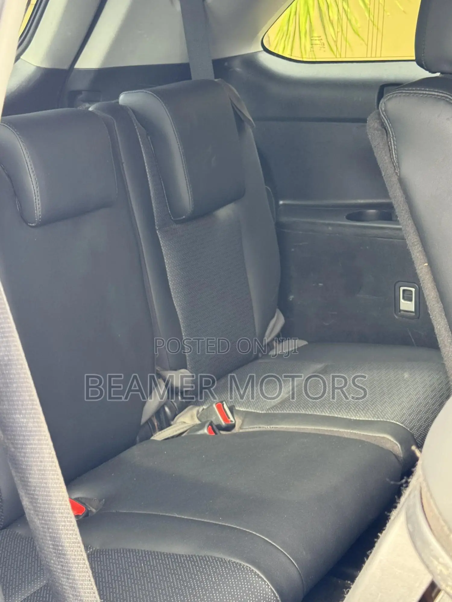 Toyota Highlander LE Plus 2019 Silver