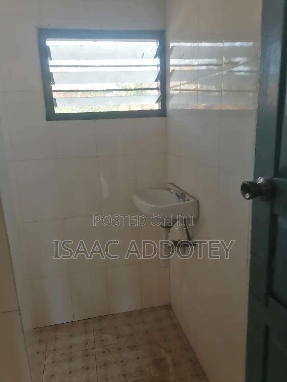 1bdrm Apartment in Chamber And Hall, Spintex for rent
