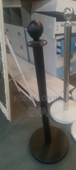 Event Stanchion Barrier With Rope