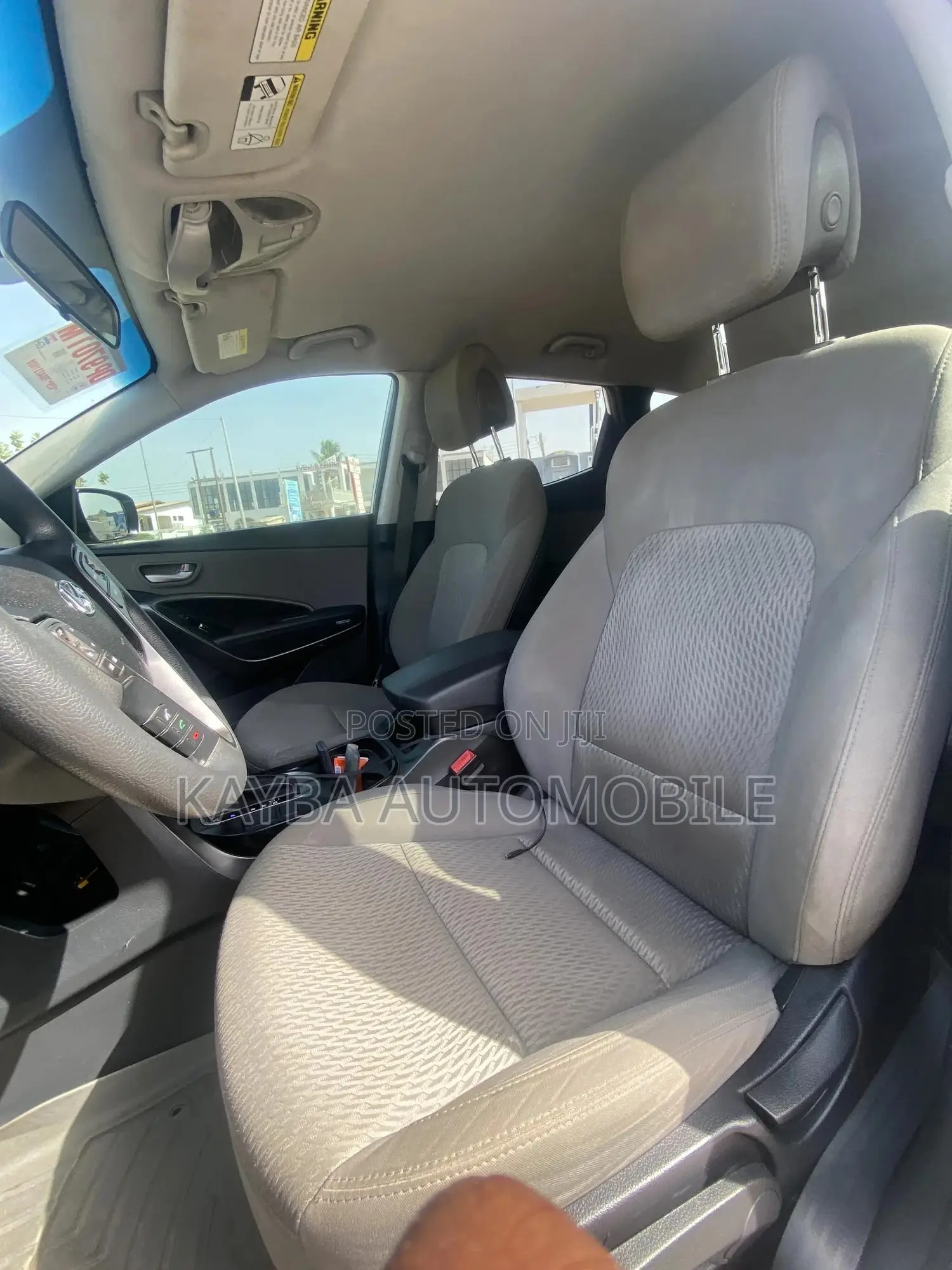 Hyundai Santa Fe 2017 White
