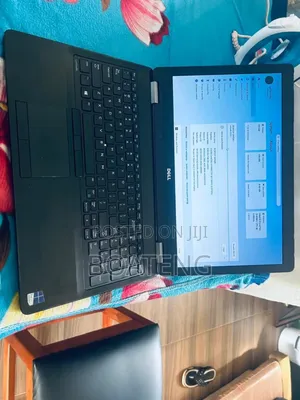 Laptop Dell Latitude E5570 8GB Intel Core i3 SSD 128GB